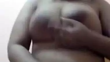 Bigass Horny Bhabi Fingering