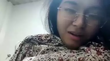 Tattooed wife milking boobs show selfie viral clip