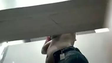 Srilankan trial room clips