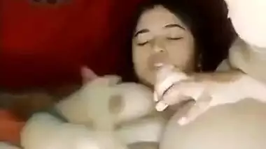 Unsatisfied Sexy Bengali Boudi Masturbating