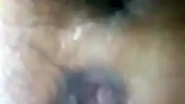 Desi girl self recording fingring