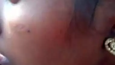 Madurai hot young tamil girl deep boobs cleavage FIRSTONNET