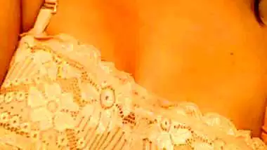 College girl paid nude fingering viral trending clip