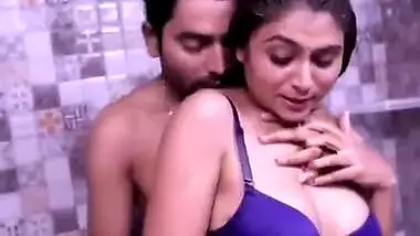 Ashwini Romance in Shower