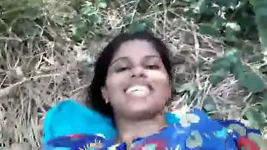 ???? Indian tamil sex secretly in jungal