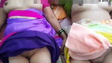 Cameraman has no sex ethic so he films Desi babes with naked XXX parts