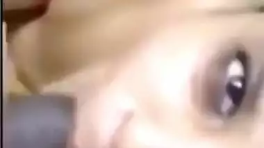 Desi bhabi sucking bf cock
