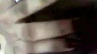 Desi woman caresses her XXX body focusing on sex boobs and hole