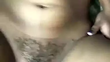 Guy tears lover’s tight pussy in an Indian hardcore sex