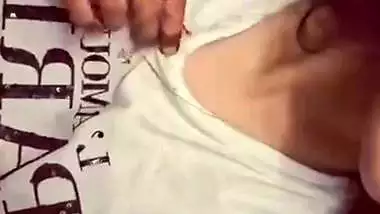 Cute girlfriend exposing nude big boobs viral selfie