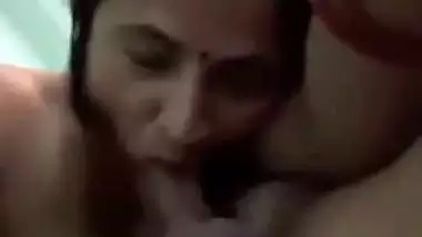 Marwadi bhabhi blowjob to devar and cum drinking